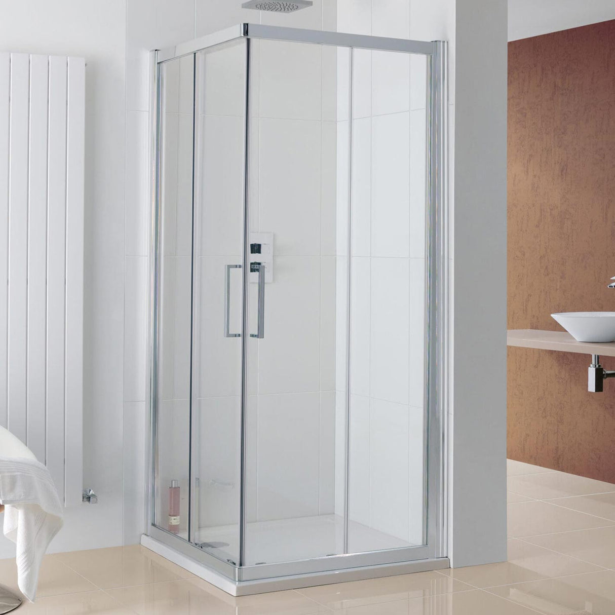 Lakes Coastline Malmo Offset Corner Entry Enclosure