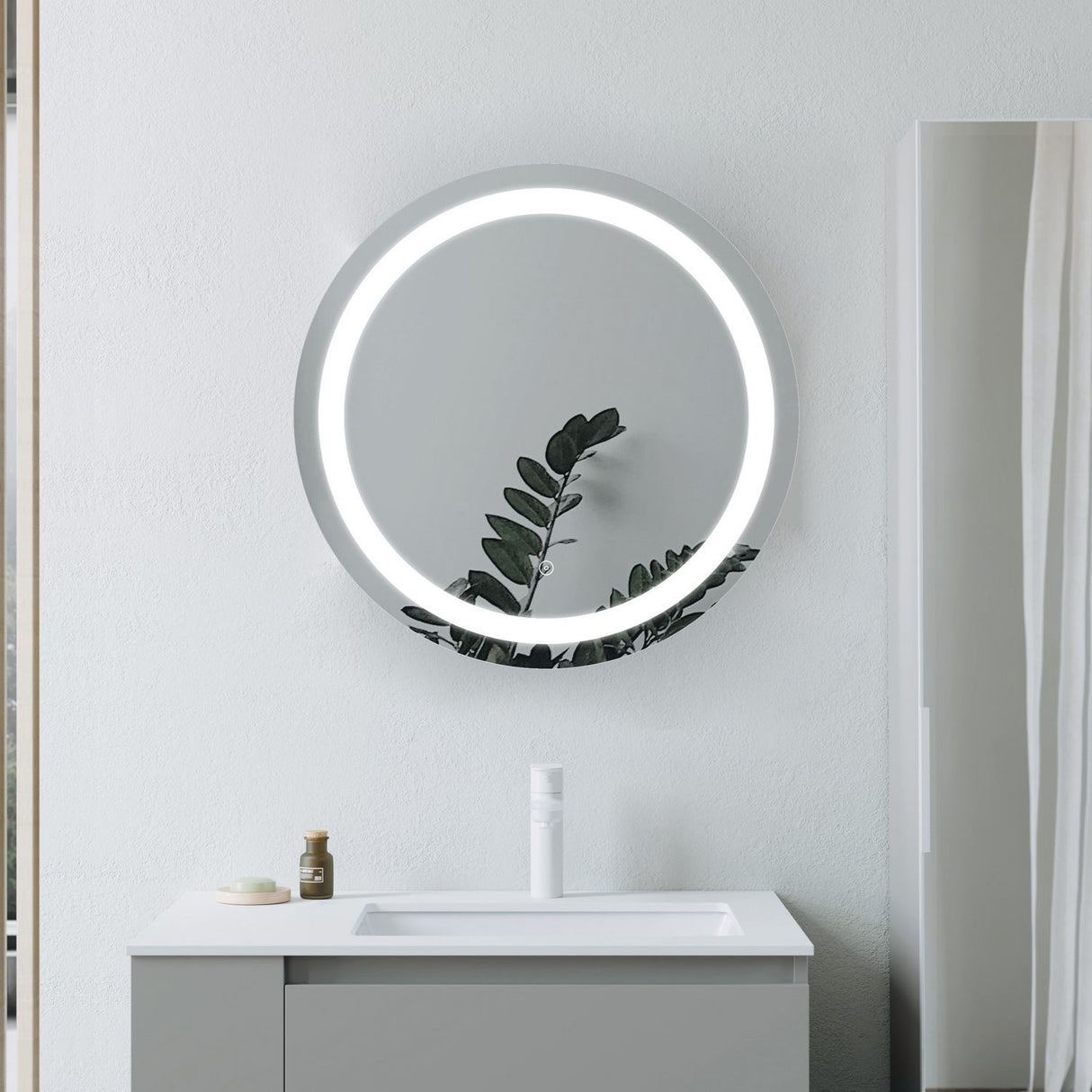 Ajax Gloria 600mm LED Round Bathroom Mirror
