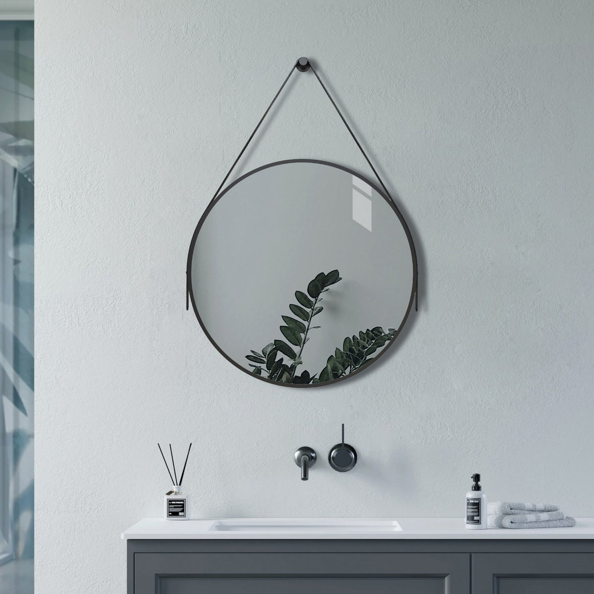 Ajax Navensby 500mm Round Mirror in Matt Black