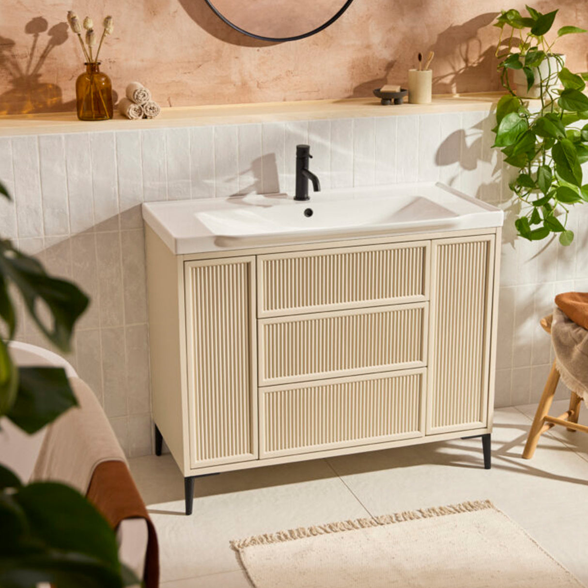 Bota 1000mm Freestanding Flutted Vanity Unit and Basin in Stone lifestyle 2