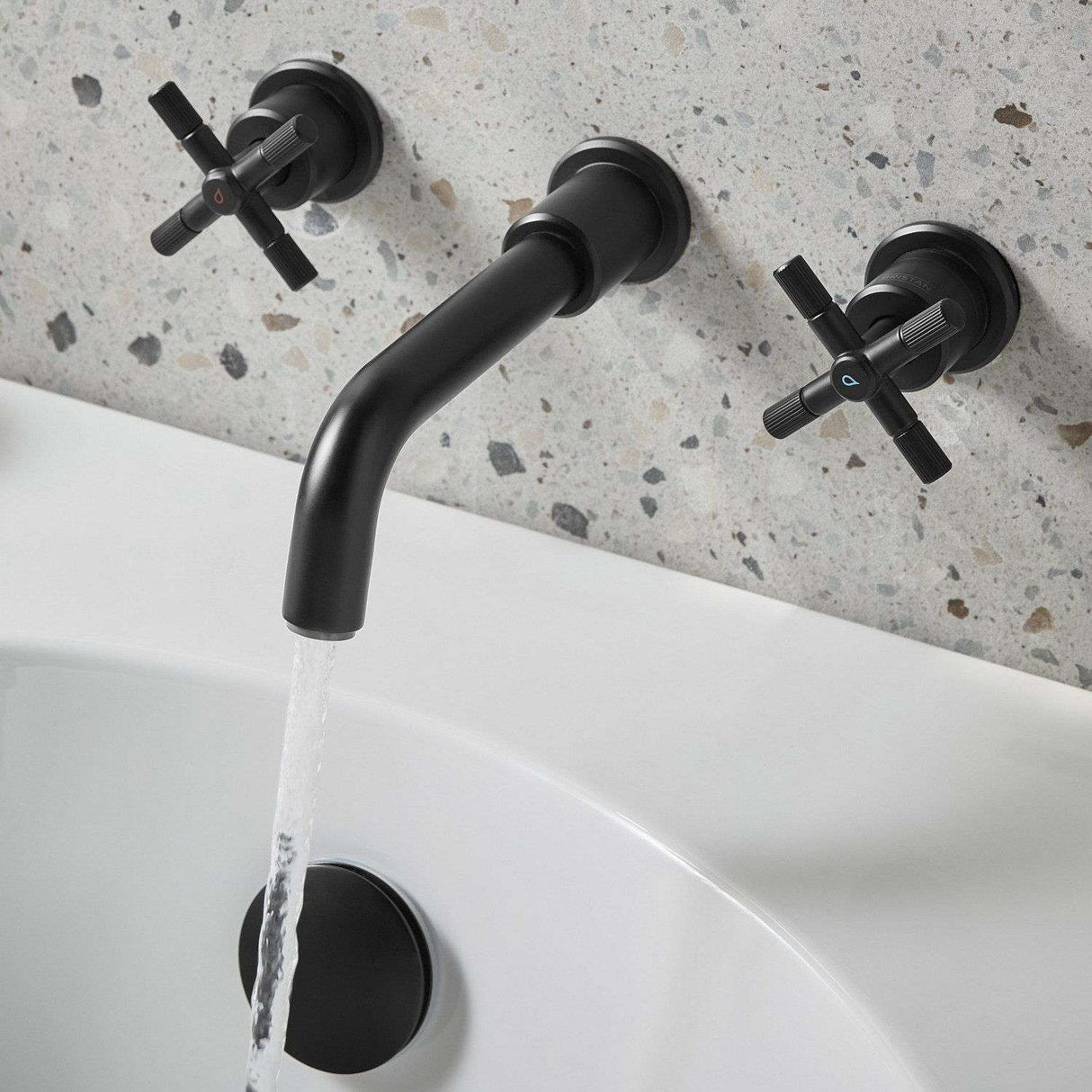 CRU3THWMBFBLK Bristan Cruzar Black 3TH Wall Mounted Bath Filler Close Up