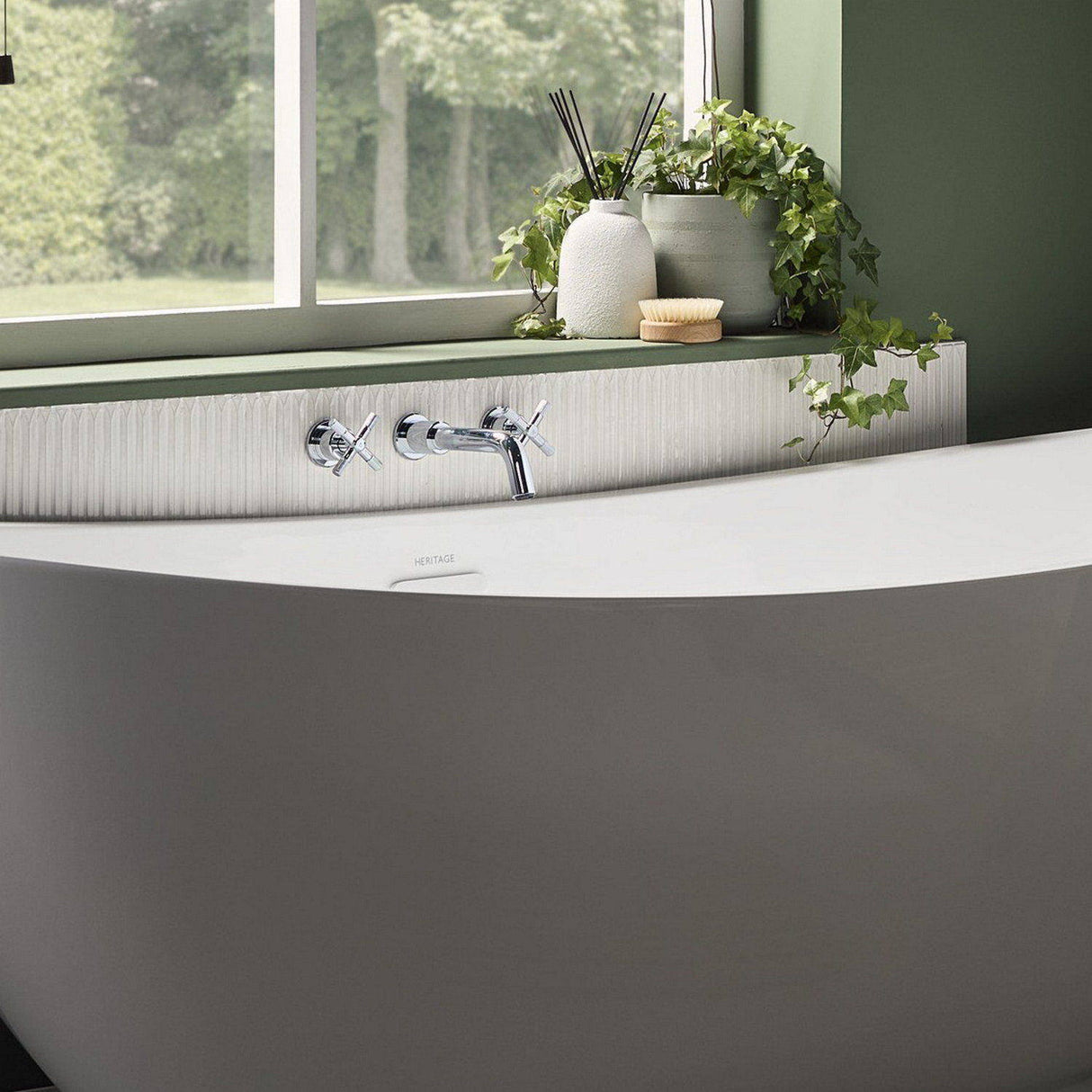 CRU3THWMBFC Bristan Cruzar Chrome 3TH Wall Mounted Bath Filler Bathroom Setting