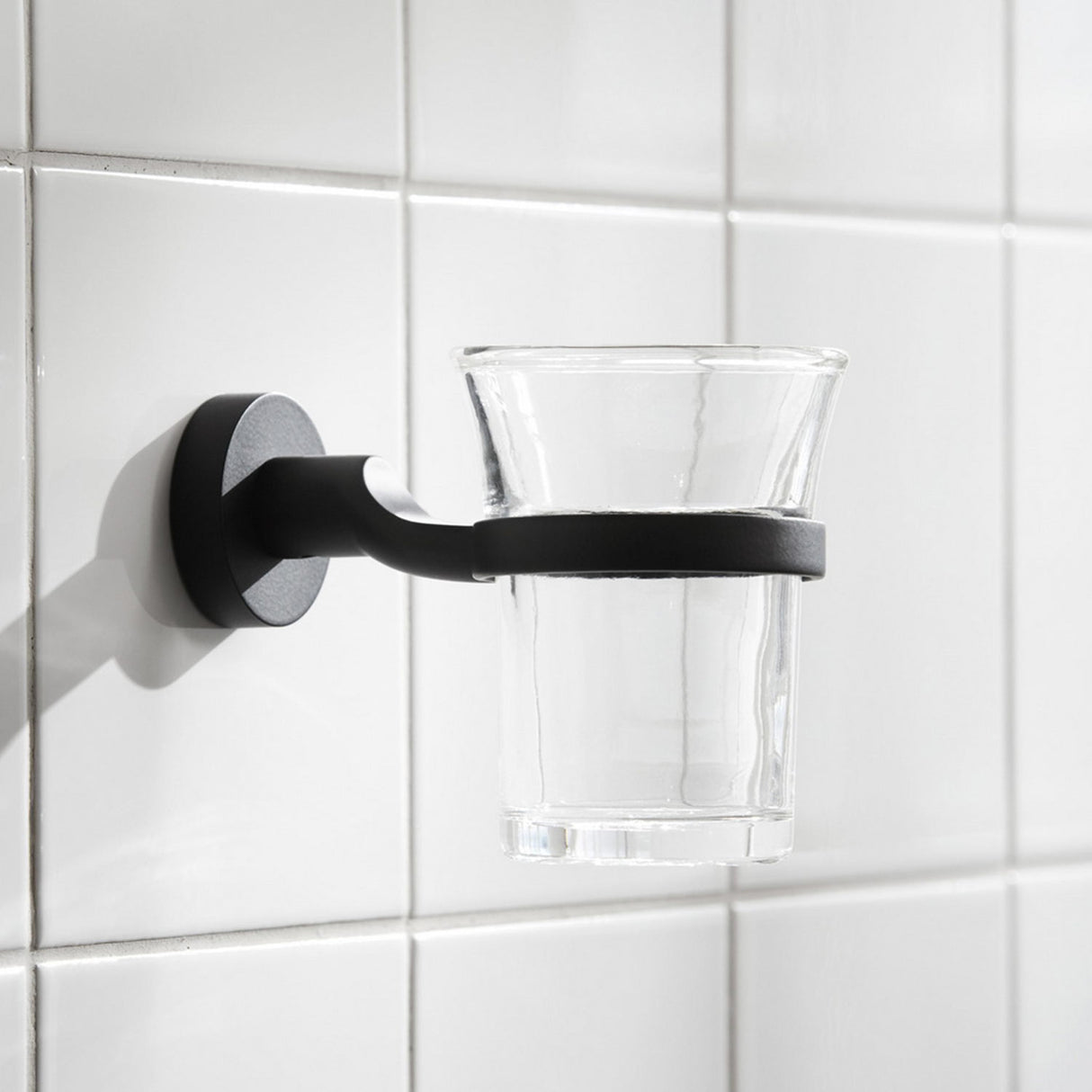 Miller Bond Tumbler Holder in Matt Black lifestyle