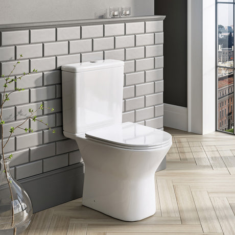 Scudo Middleton Rimless Open Back Pan lifestyle
