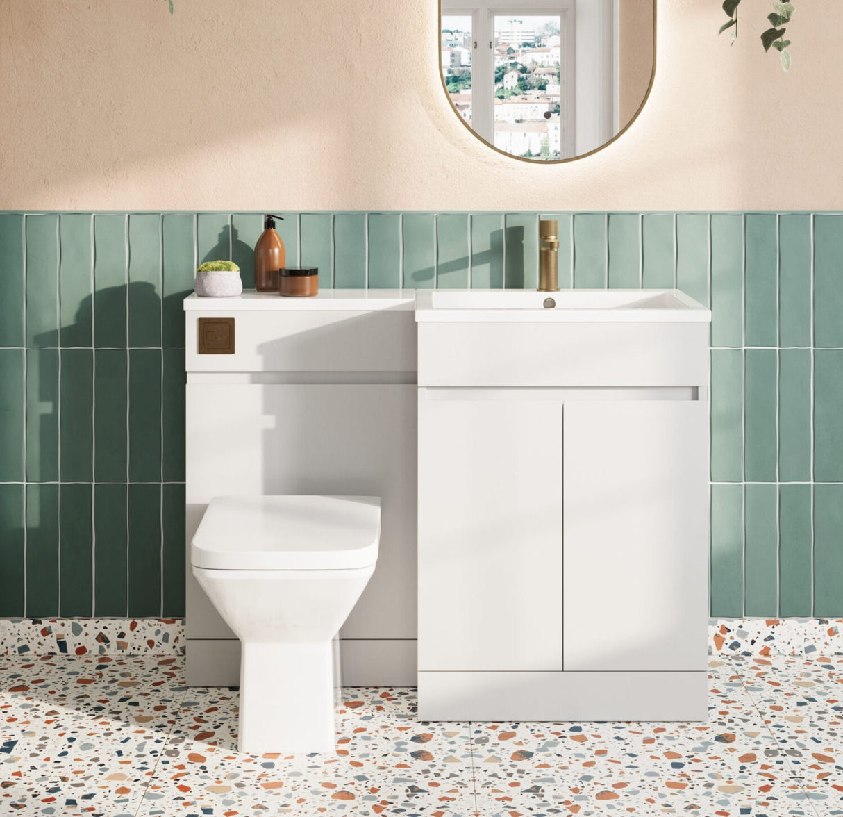 Scudo Waterguard Right Hand 1100mm Combination Unit in White lifestyle