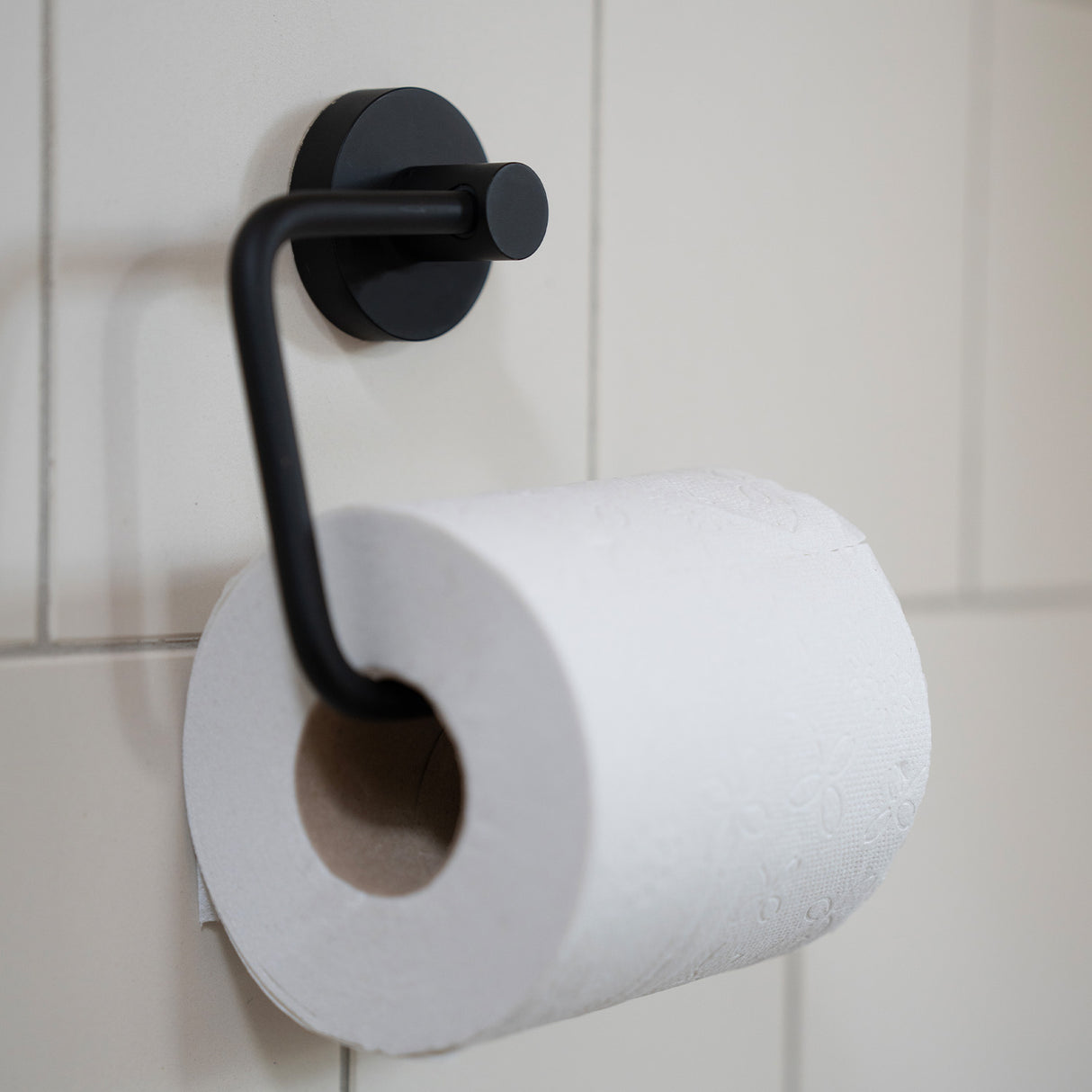 Smedbo House Toilet Roll Holder in Black lifestyle