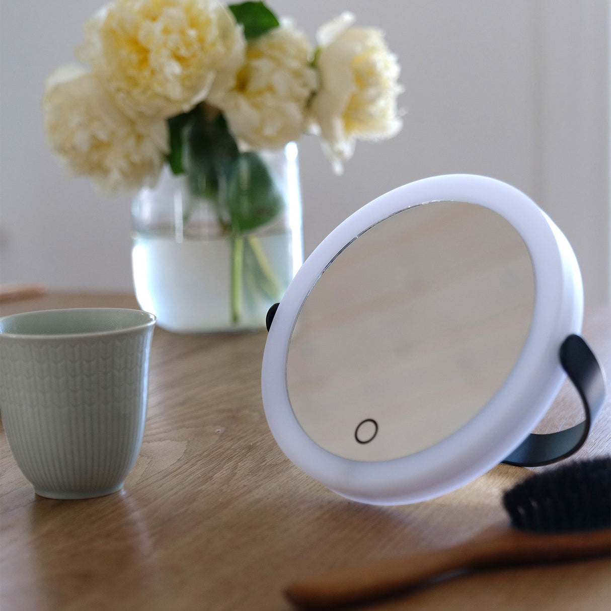 Smedbo Outline Make Up Mirror in Black lifestyle