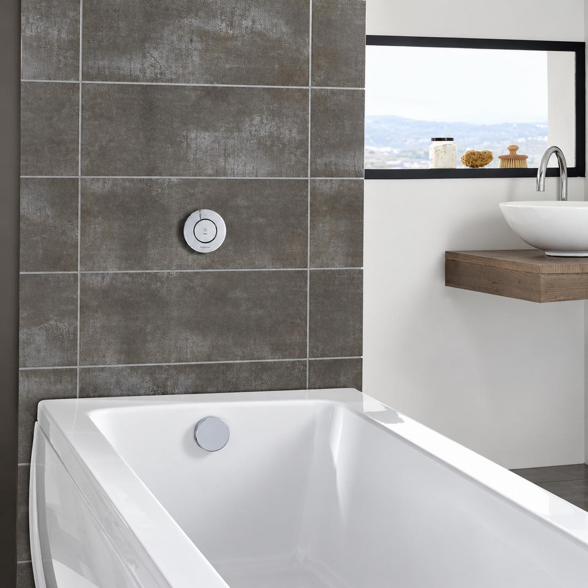 Aqualisa Unity Q Smart Concealed Gravity Pumped Bath Filler Lifestyle UTQ.A2.BTX.23