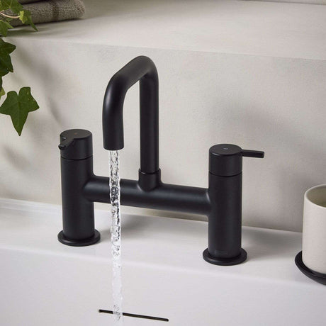 ALBFBLK Bristan Altum Black Bath Filler Lifestyle