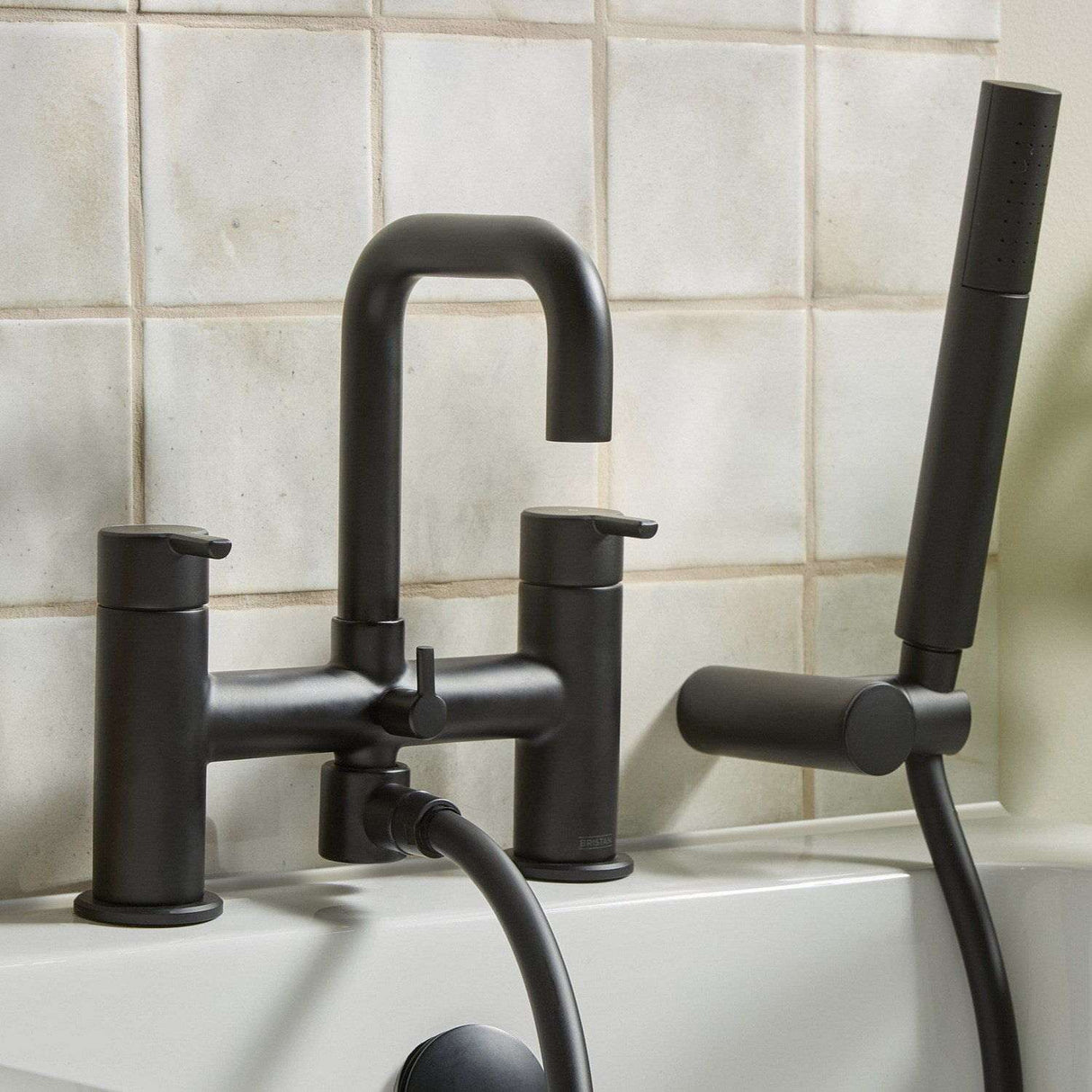 ALBSMBLK Bristan Altum Black Bath Shower Mixer Lifestyle