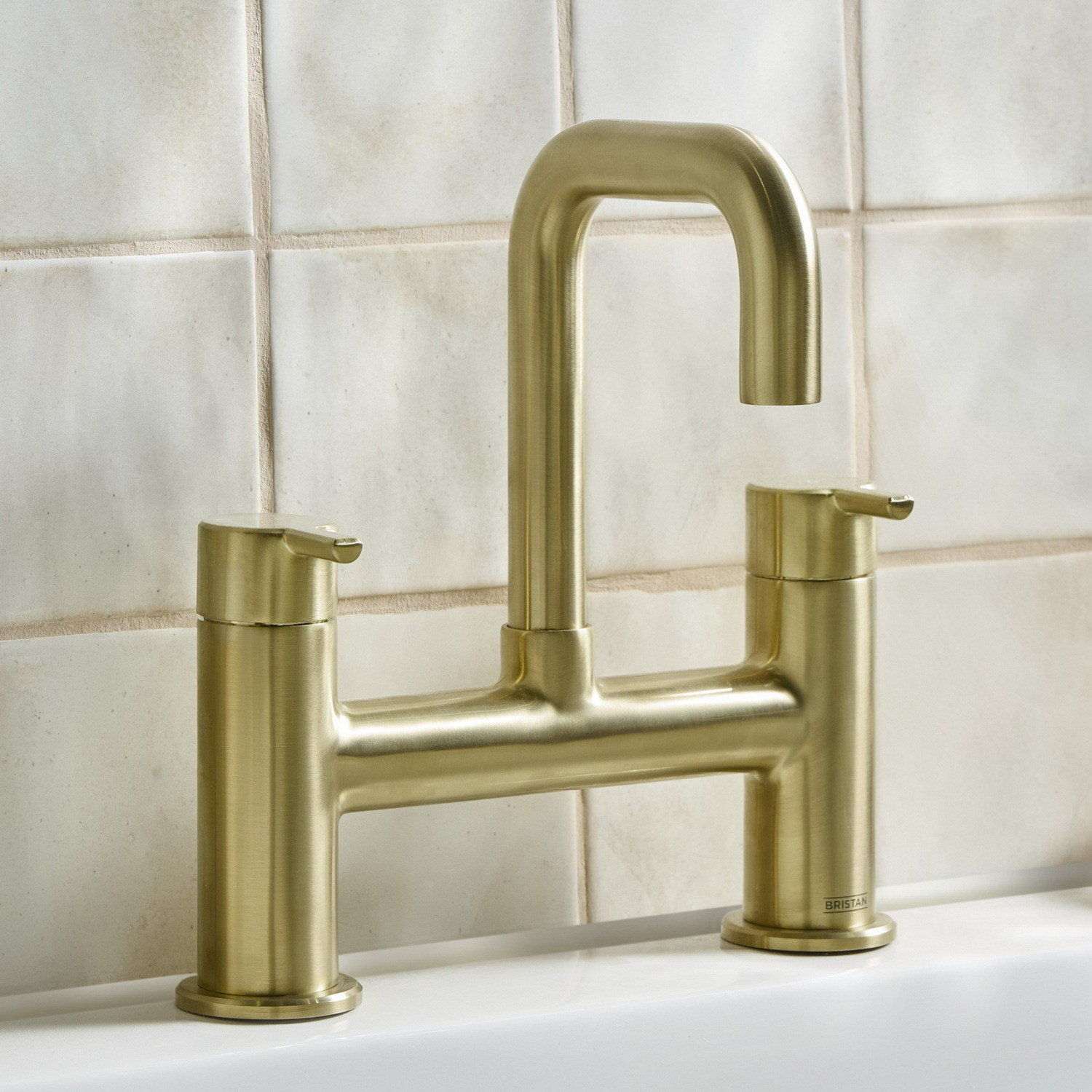 ALBFBB Bristan Altum Brushed Brass Bath Filler Bathroom Setting