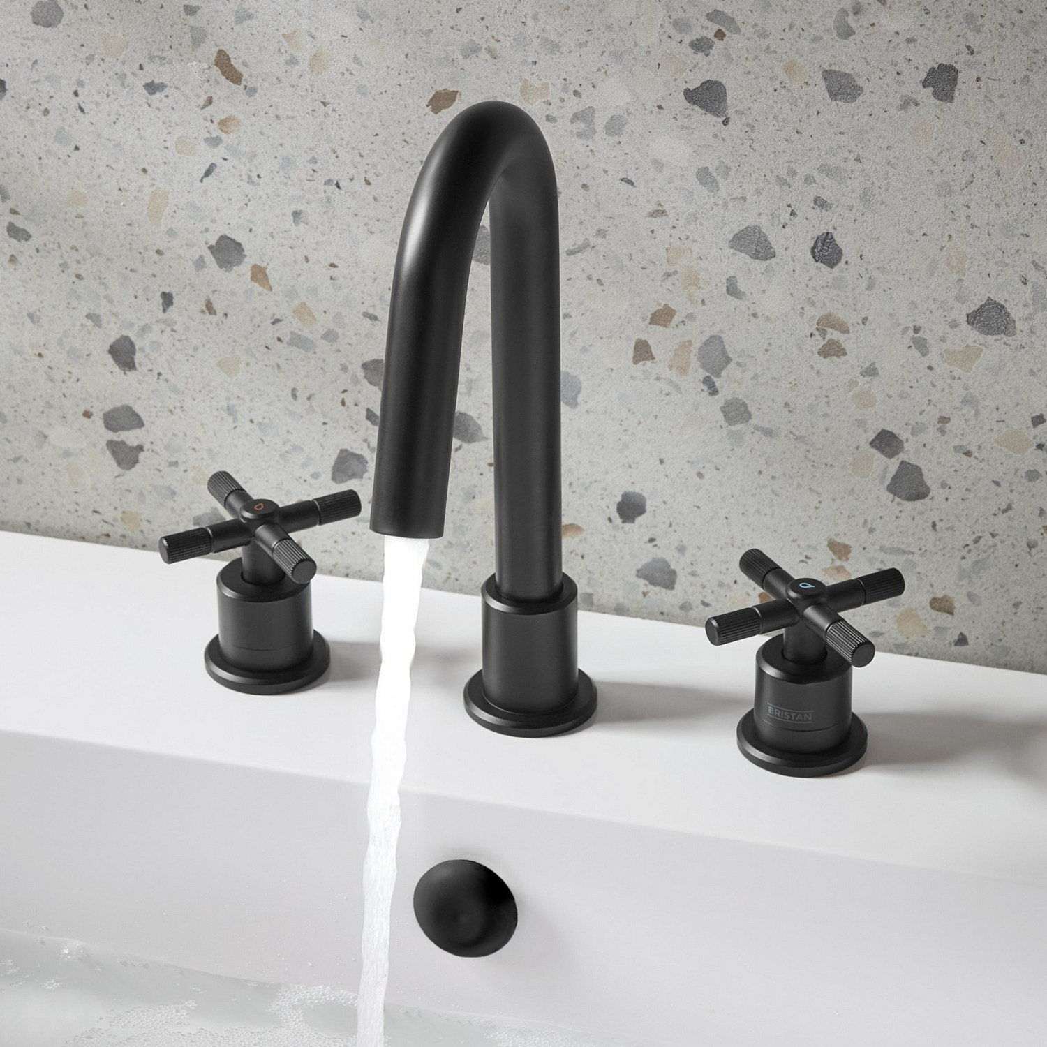 CRU3THBASBLK Bristan Cruzar Black 3TH Basin Mixer Lifestyle