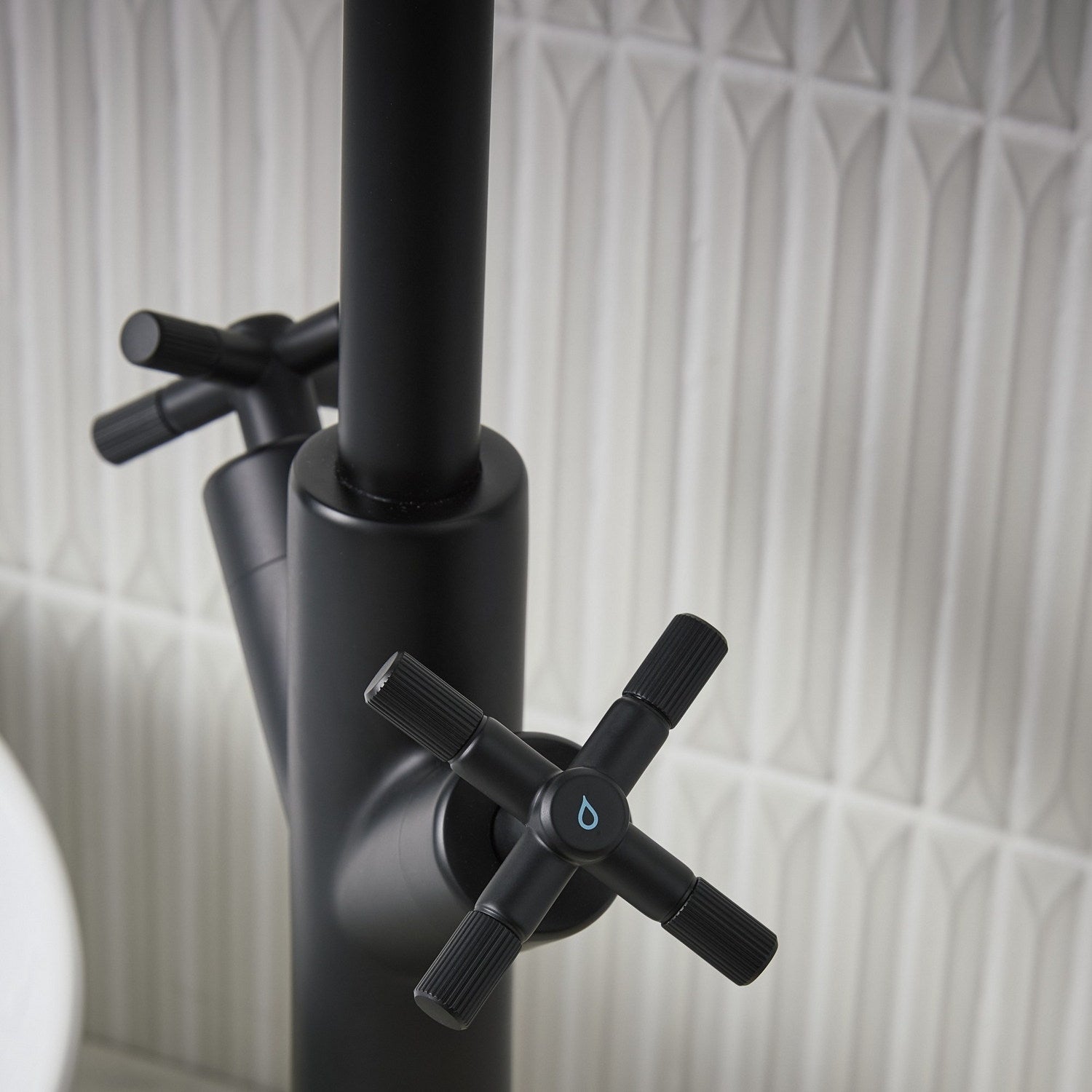 CRUTBASBLK Bristan Cruzar Black Tall Basin Mixer with Waste Handle Design