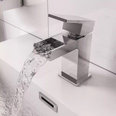 Eastbrook Abberton Chrome Basin Mixer with Waste Lifestyle 79.1034