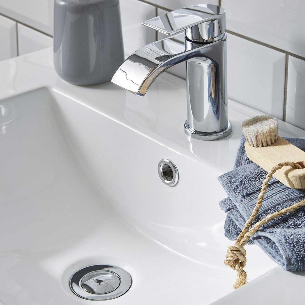 Kartell Bella Mono Basin Mixer with Waste in Chrome lifestyle