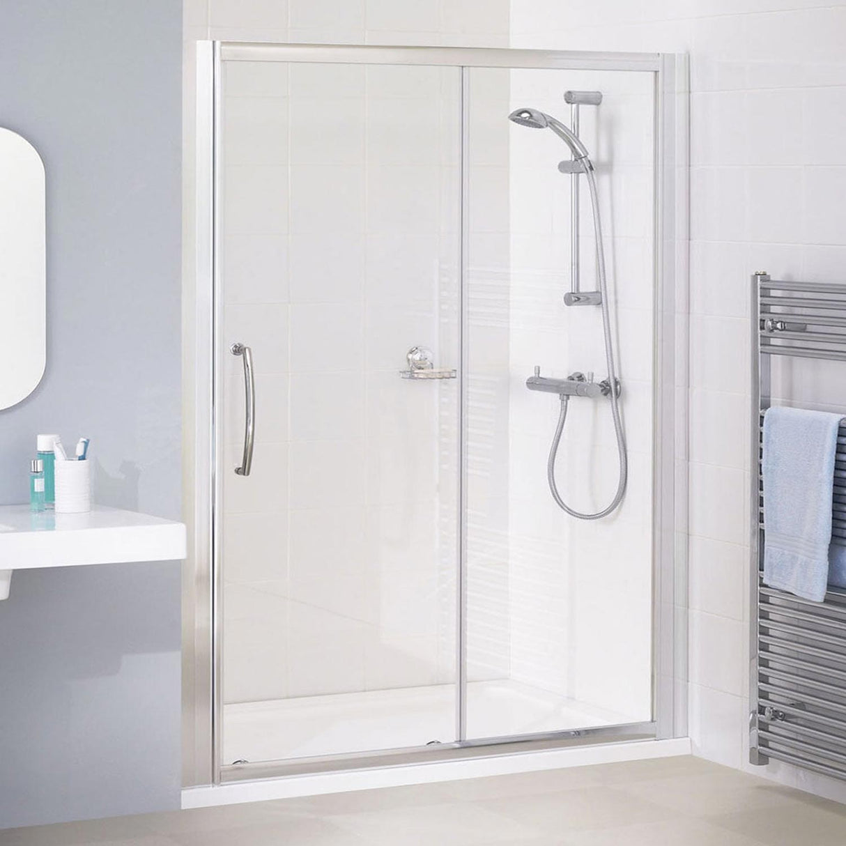 Lakes Classic 6mm Semi-Framed Sliding Door