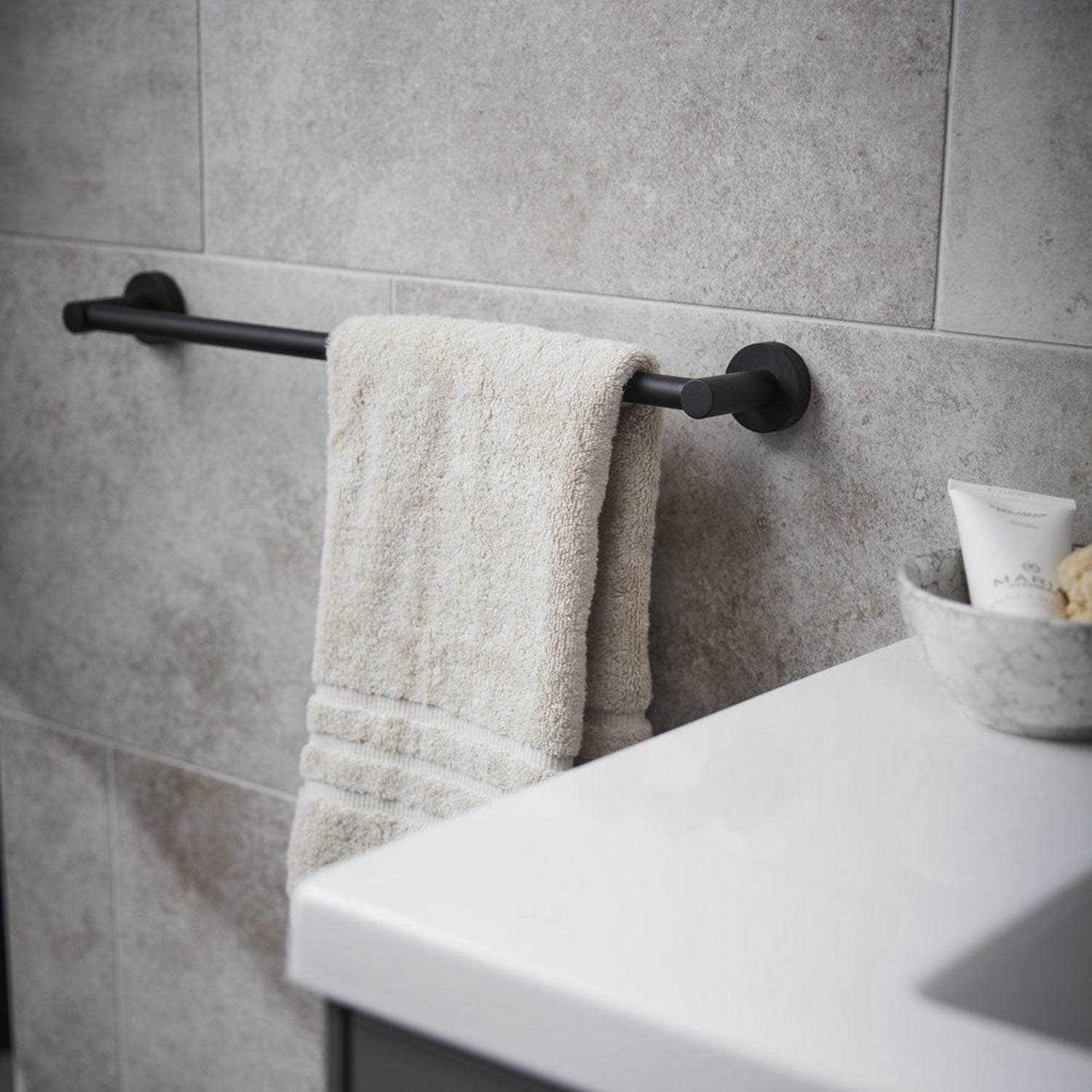Miller Bond Towel Rail 495mm in Matt Black lifestyle 2