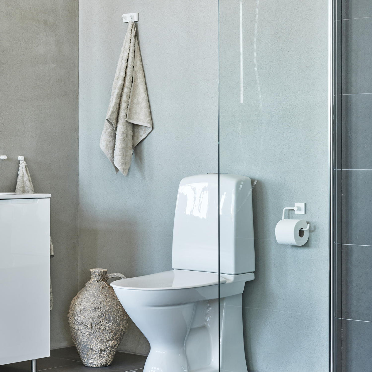 Smedbo House Toilet Roll Holder White
