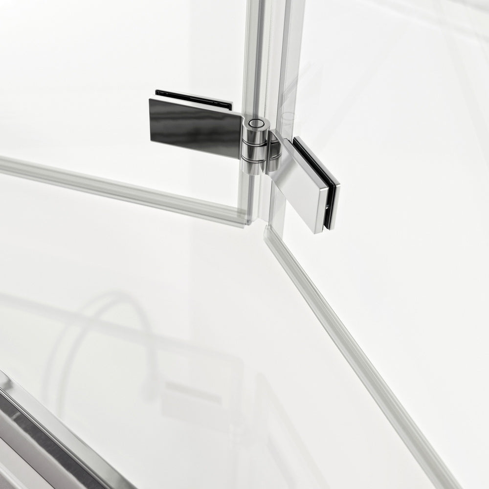 Roman Haven8 Bifold Shower Door Silver Closeup
