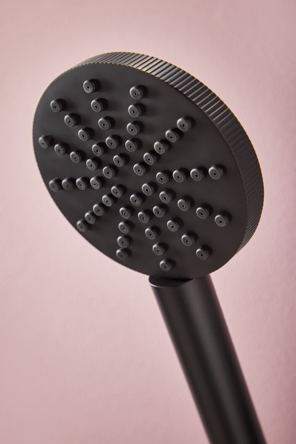 Scudo Concealed Shower Riser Rail in Matt Black lifestyle 2