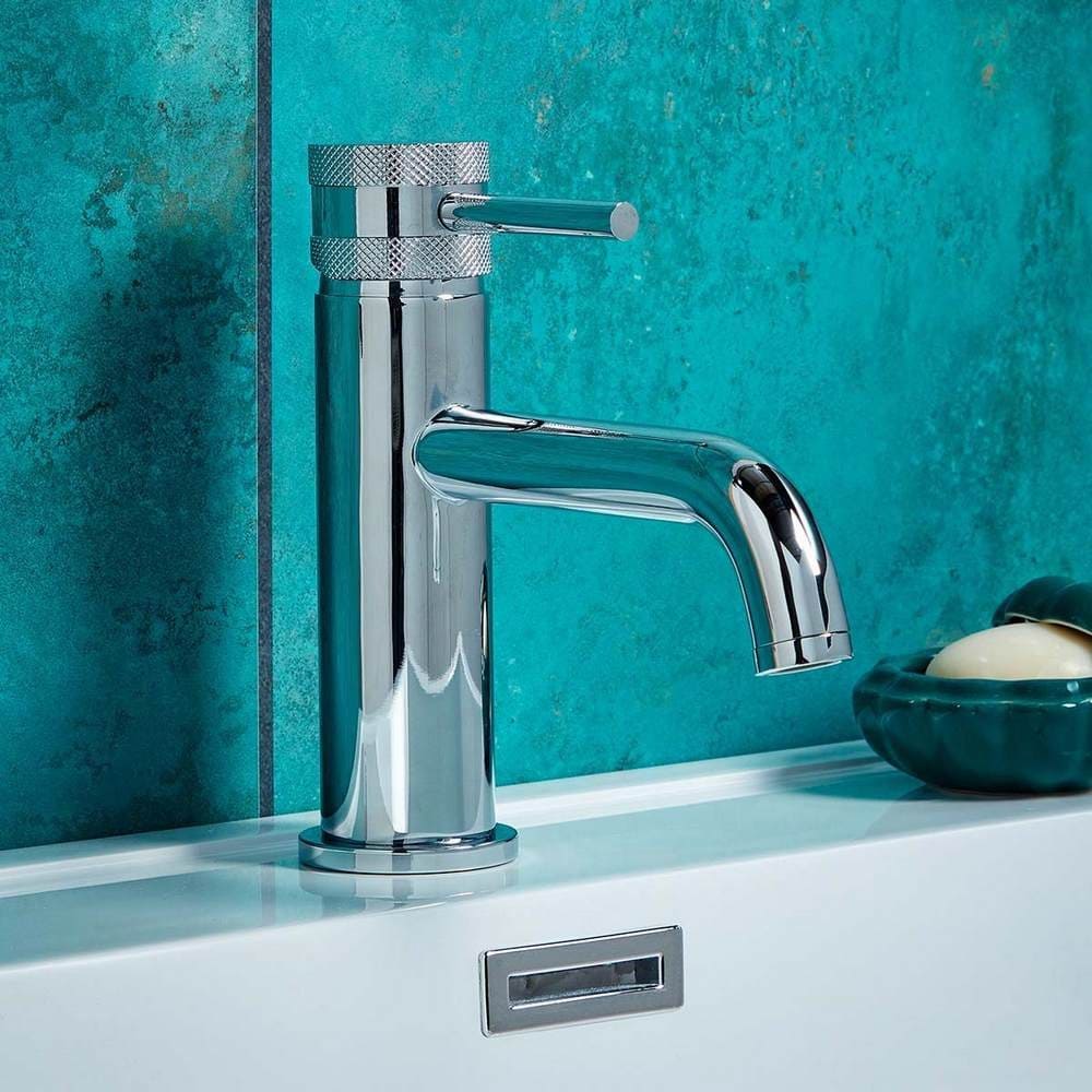NU-001 Scudo Core Chrome Mono Basin Mixer (2)