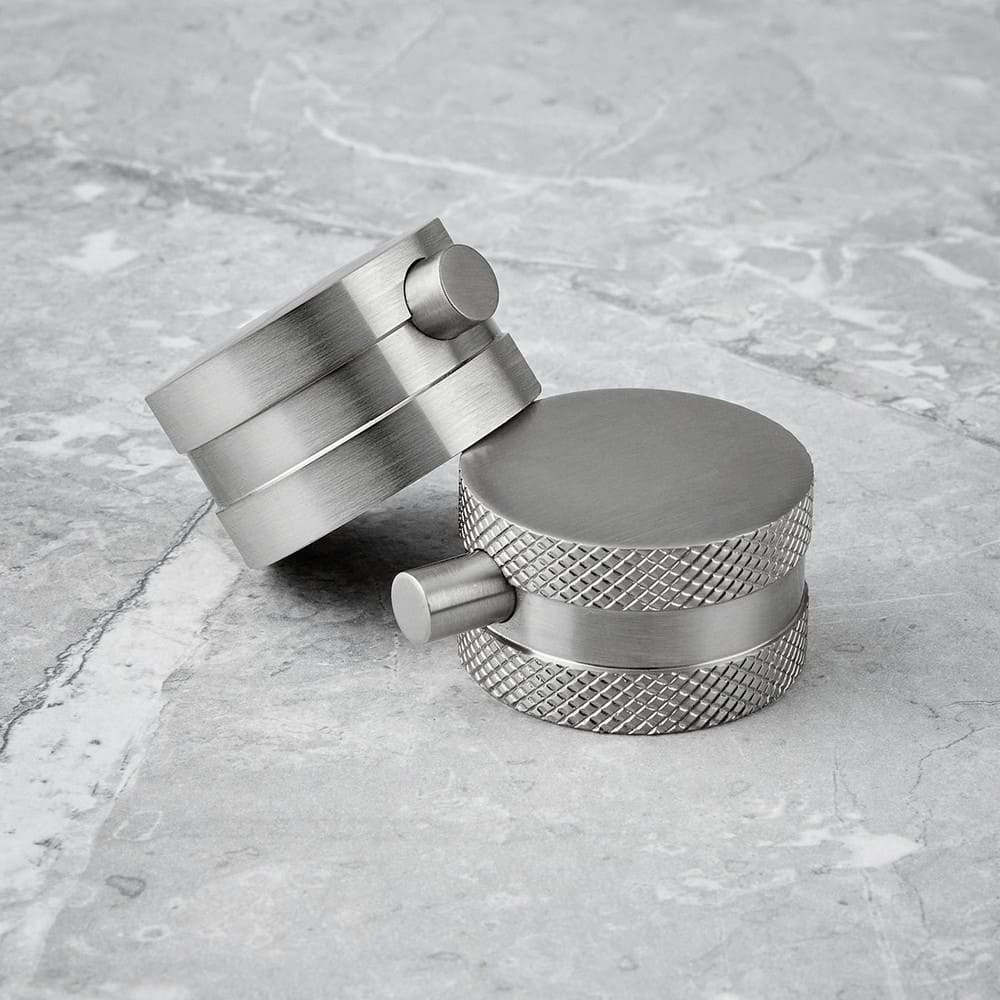 NU-022 Scudo Core Chrome Round Valve with Riser Kit and Head (2)