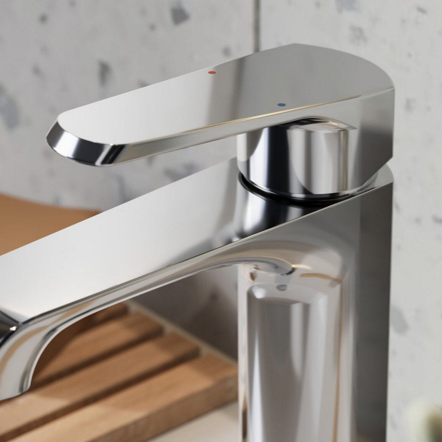 MON-011 Scudo Montana Mini Mono Basin Mixer in Chrome Handle Close Up