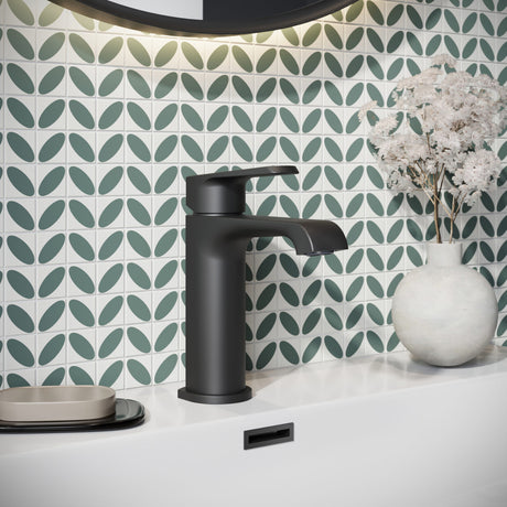 Scudo Montana Mono Basin Mixer in Matt Black lifestyle 