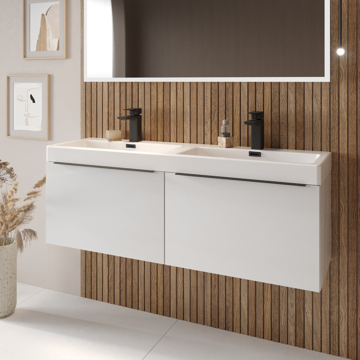 Scudo Muro Black Wrap Over Handle lifestyle lifestyle