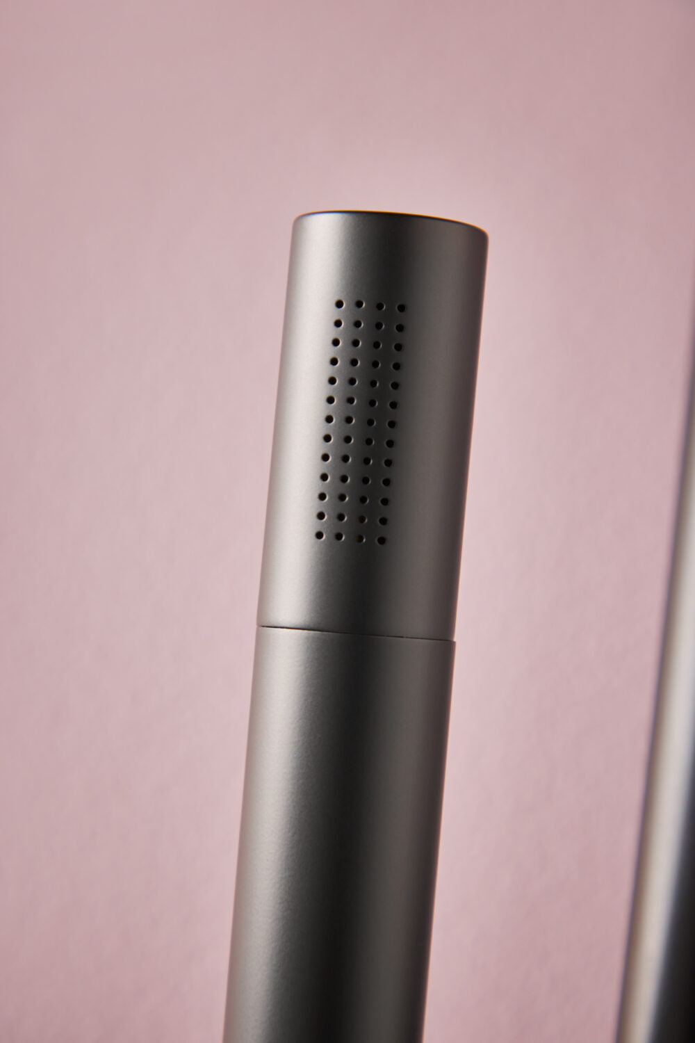 Scudo Riser Rail and Handset with Hose in Matt Black Lifestyle 4