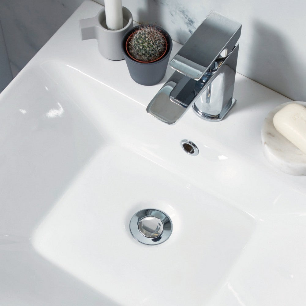 Scudo Round Chrome Centre Dome Slotted Sprung Basin Waste Lifestyle