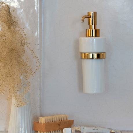 RV369P Smedbo House Wall Mounted Polished Brass Soap Dispenser Close Up