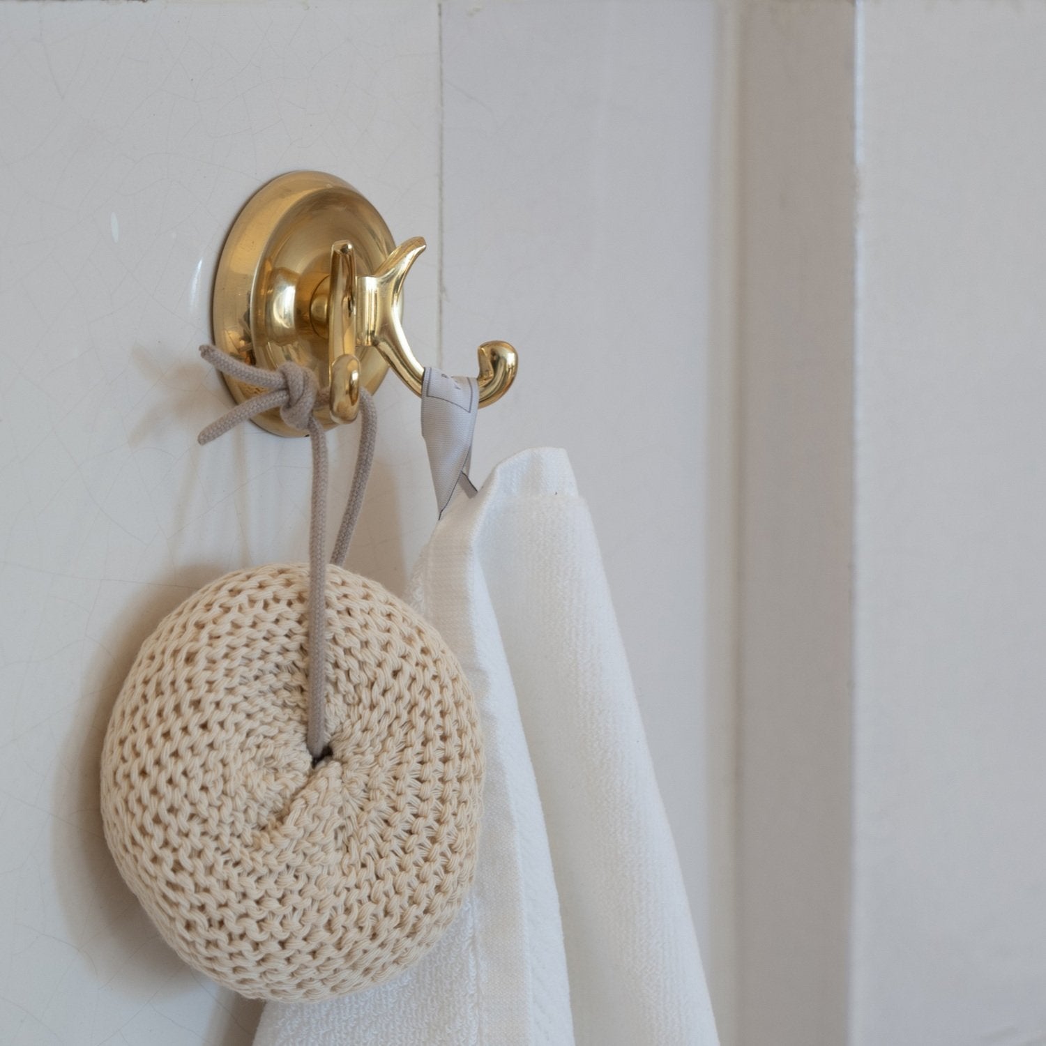V256 Smedbo Villa Polished Brass Double Towel Hook Lifestyle