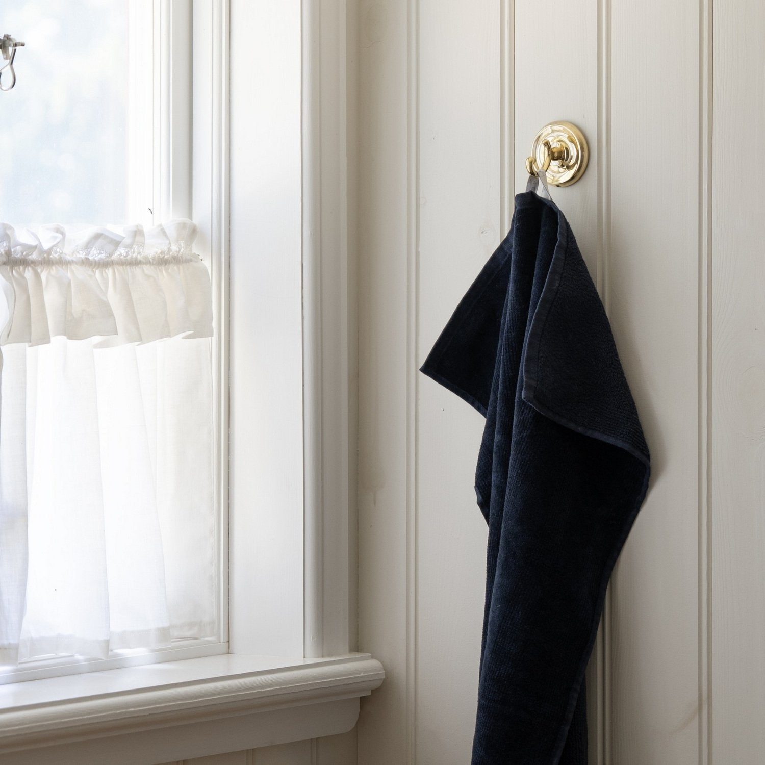 V255 Smedbo Villa Polished Brass Towel Hook Bathroom Setting